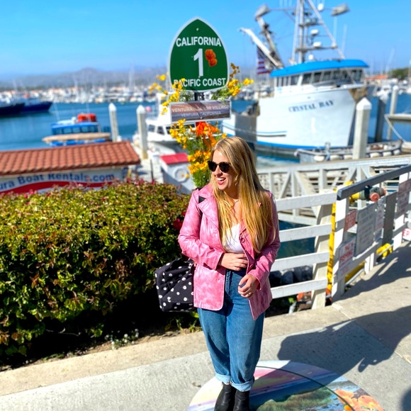 Meet your Posher, Kristen - Picture 1 of 1